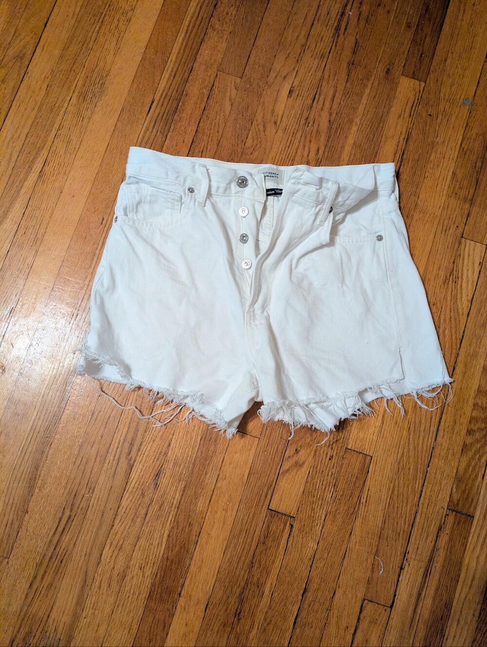 Citizens of Humanity Marlow White Button-up Denim Shorts size 27